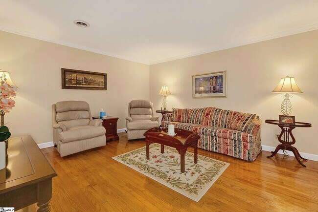Building Photo - 306 Verner Dr