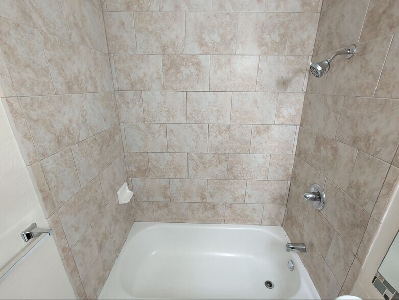 Building Photo - 9205 N Fawn Way