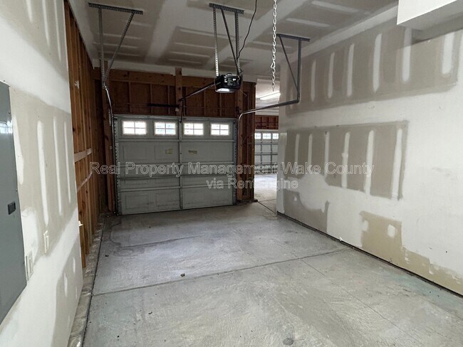 Building Photo - 142 Bexley Way
