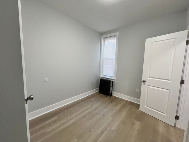 Building Photo - New Rehabbed 3bed/1.5bath in Grays Ferry