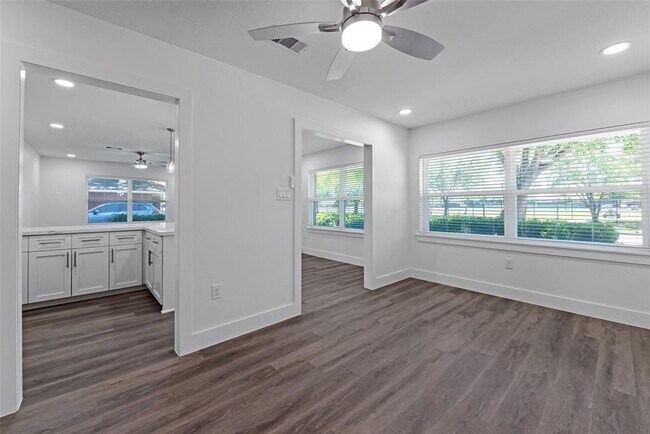 Building Photo - 4074 Cheena Dr