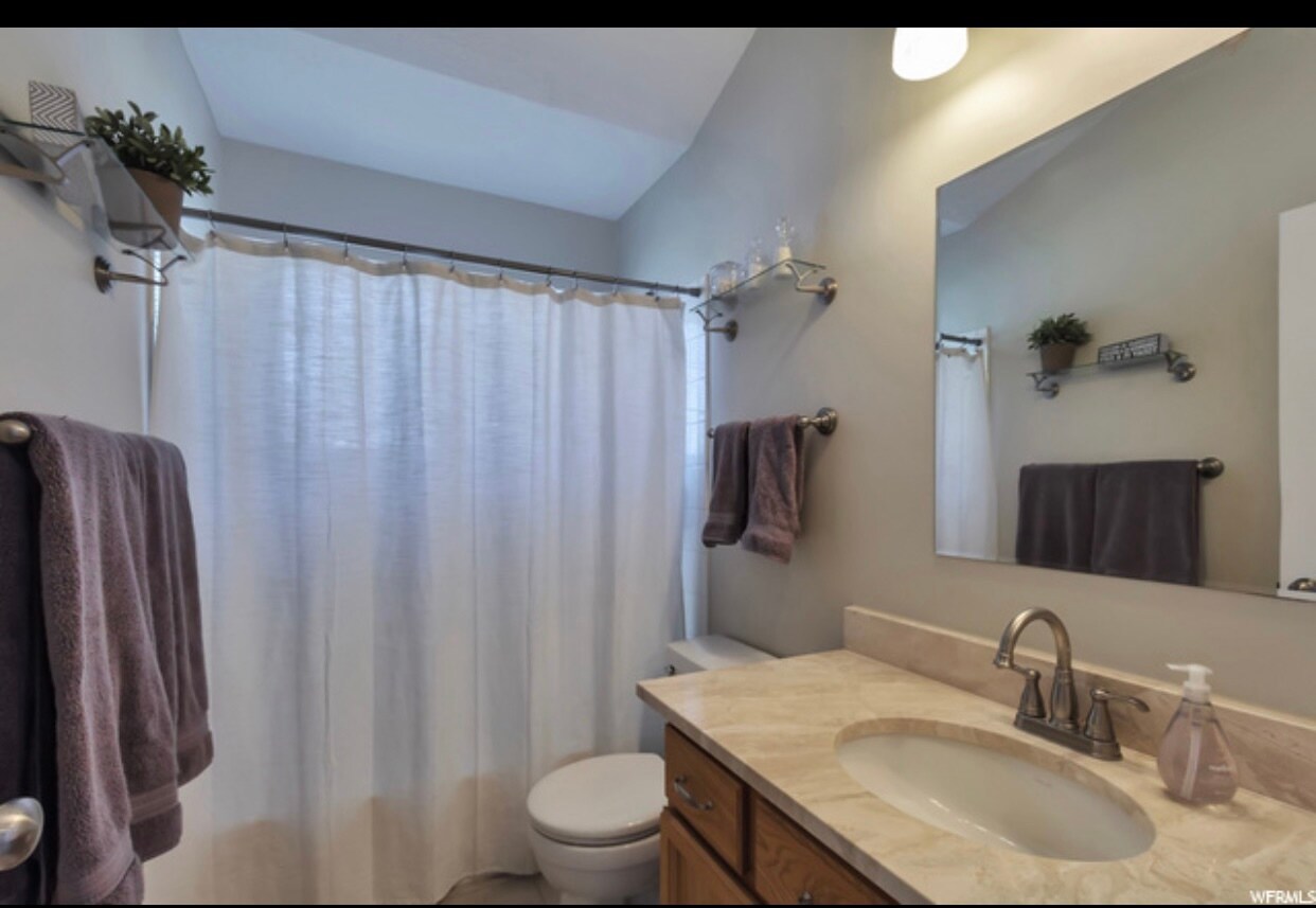 Building Photo - 9867 S Mumford Dr