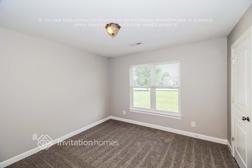 Building Photo - 203 Wolf Creek Ln