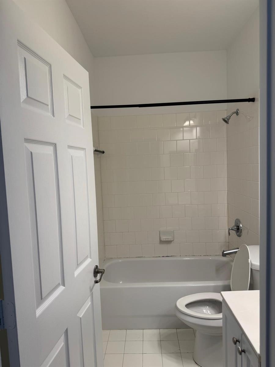 Building Photo - 2784 SW 121st Ave