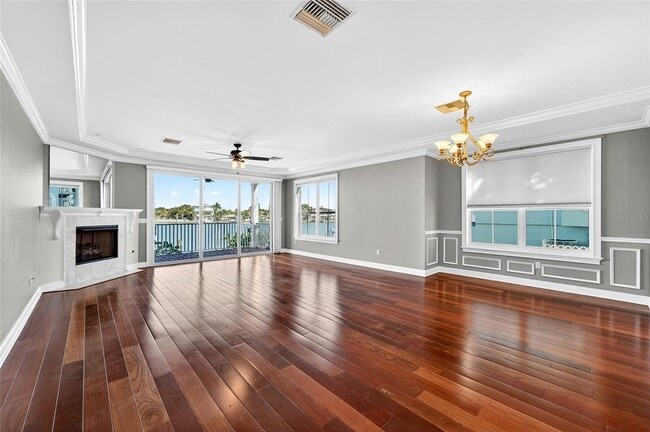 Building Photo - 2509 Bay Blvd