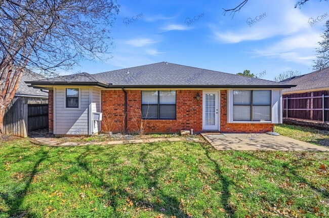 Building Photo - 468 Caviness Dr