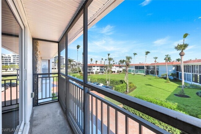 Building Photo - 2211 Gulf Shore Blvd N