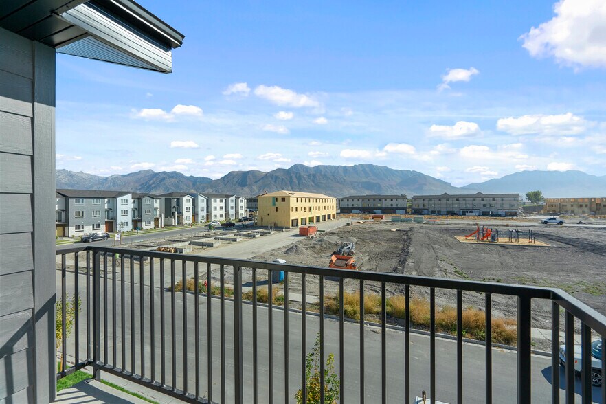 Building Photo - 529 S 1020 W