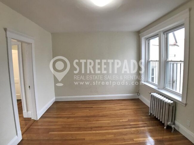 Building Photo - 1 bedroom in Boston MA 02215