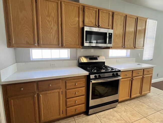 Building Photo - 1707 Millstream Way