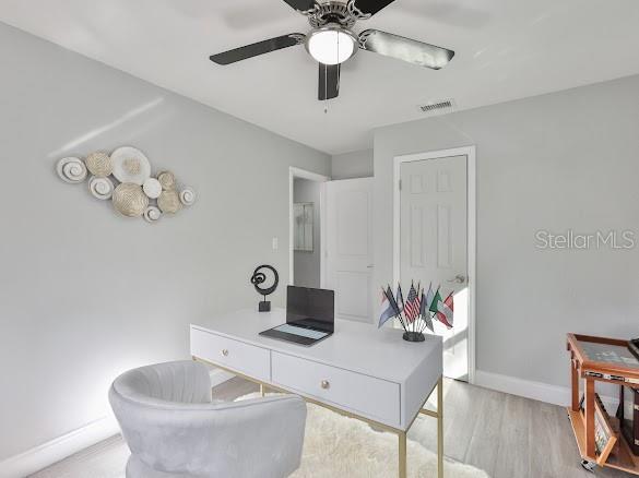 Building Photo - 6206 S Adelia Ave