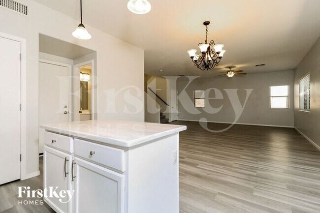 Building Photo - 13123 W Gelding Cir