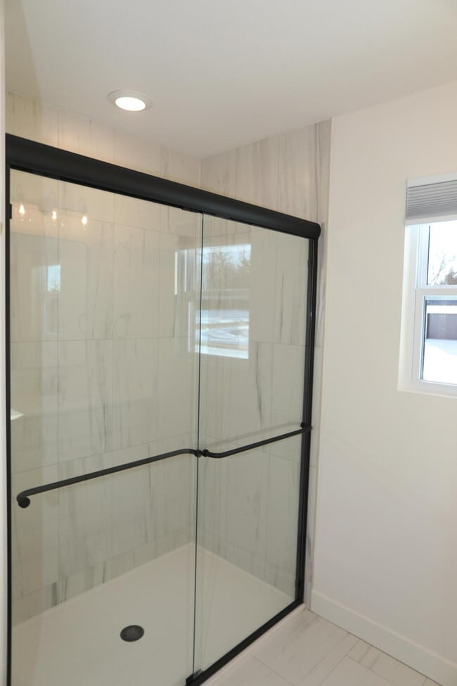 Building Photo - 4400 Royal County Rd