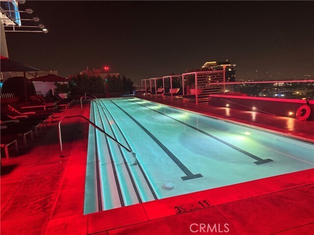 Building Photo - 6250 Hollywood Blvd