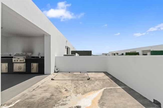 Building Photo - 9161 NW 33rd St