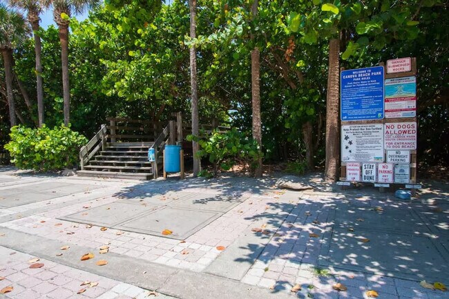 Building Photo - 650 Island Club Dr