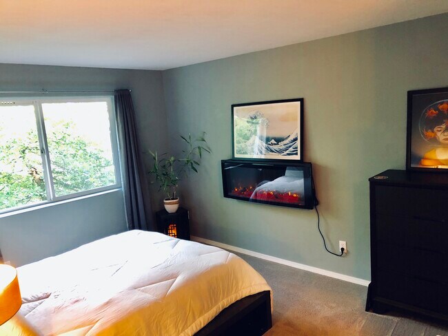 Master Bedroom - 16255 SW Audubon St