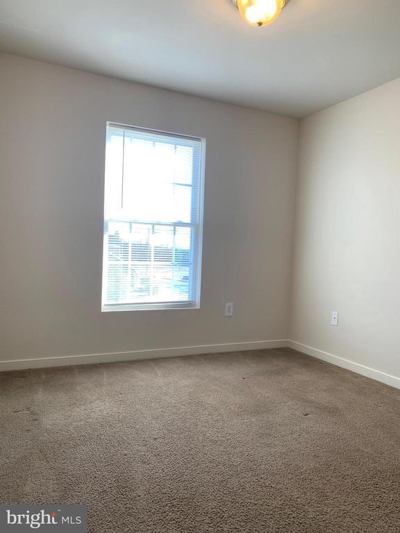 Building Photo - 1011 Myrick St