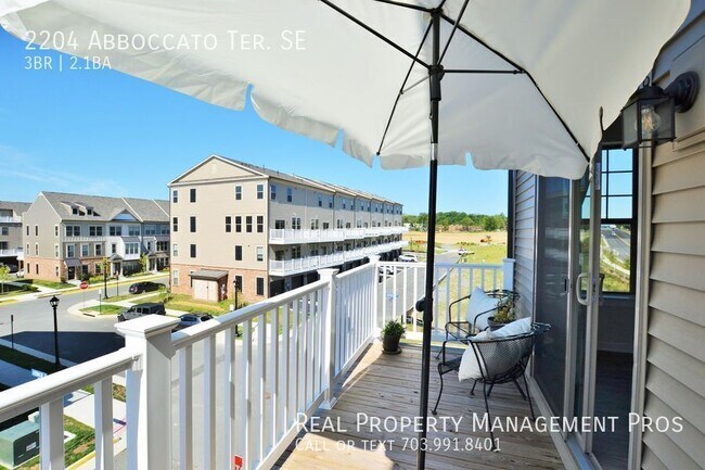 Building Photo - 2204 Abboccato Terrace SE