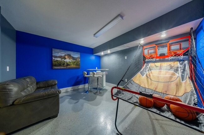 Building Photo - 2942 Fieldwood Cir