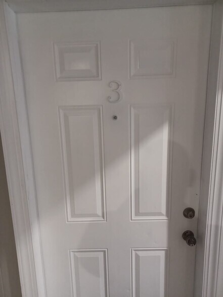 Building Photo - 215 Virginia Ave