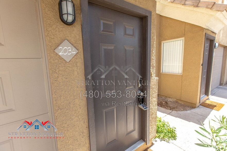 Building Photo - 4644 N 22nd St