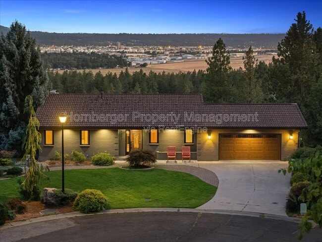 Building Photo - 5203 N Mulvaney Ct