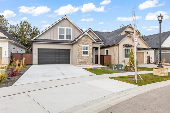 Primary Photo - Exquisite Luxury Home in Eagle’s Prestigio...