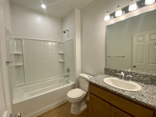 Building Photo - Beautiful 1 story home near UC Merced, hospital, shopping & schools for Rent!