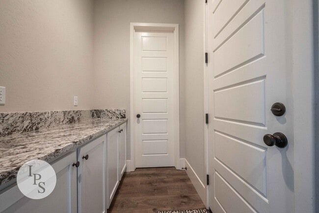 Building Photo - Madera Tesoro Viejo - Beautiful Hillside Village 2-Story Home, 4BR/3BA, SOLAR, Community Pool + L...