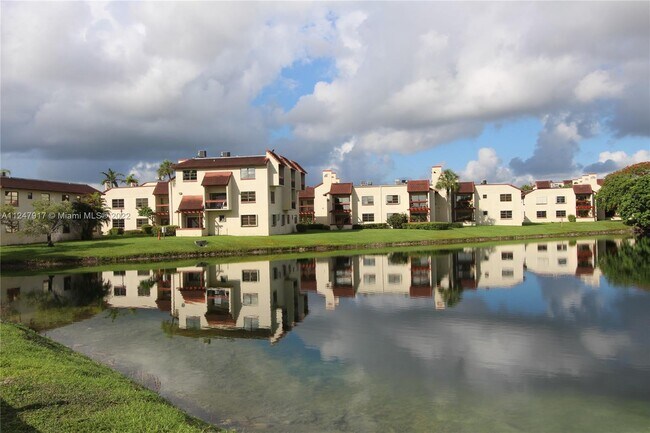 Building Photo - 8520 SW 149th Ave