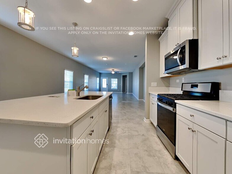 Building Photo - 279 Clarys Run