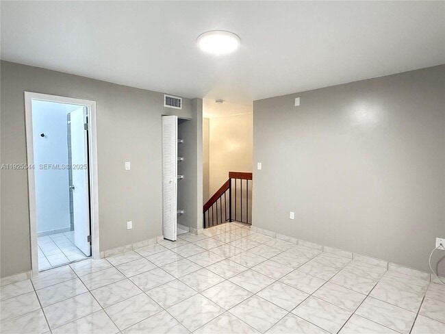 Building Photo - 8570 NW 3rd Ln