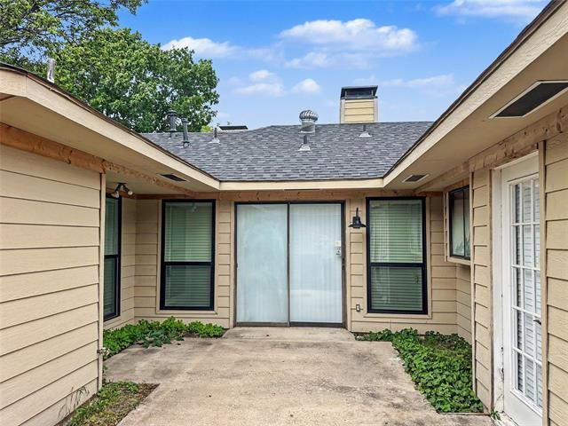 Building Photo - 2730 Big Oaks Dr