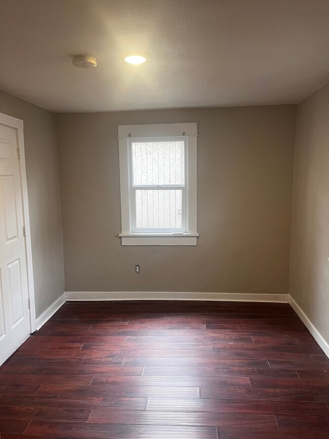 Building Photo - 1216 Rigby Ln