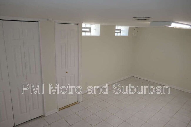 Building Photo - 37 E Judith Ann Dr