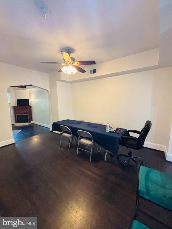 Building Photo - 1397 Sheridan St NW