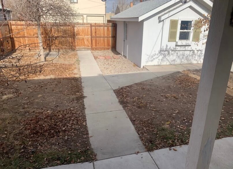 Building Photo - 212 Teller Ave