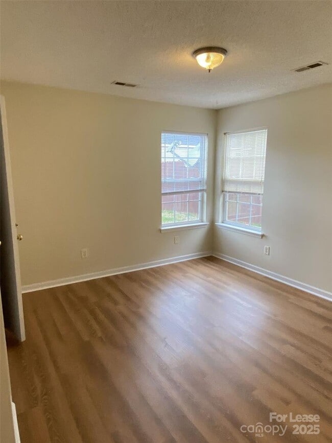 Building Photo - 9617 Rau Ct