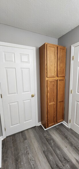 Building Photo - 821 Plantation Dr