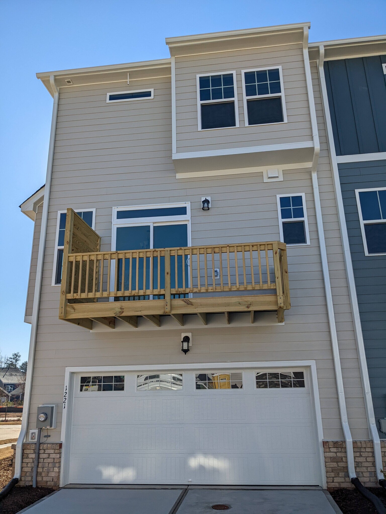 Building Photo - Room in Townhome on Herb Garden Way