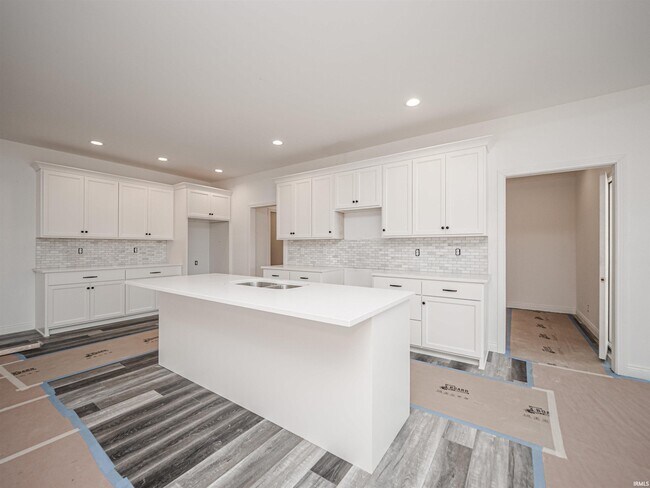 Building Photo - 3539 Sand Dr