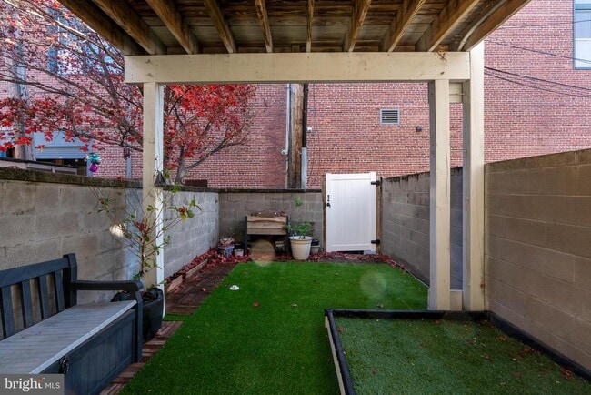 Building Photo - 431 S Robinson St