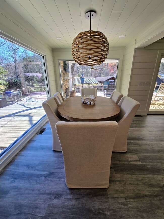 Building Photo - 151 Timpson Cove Rd