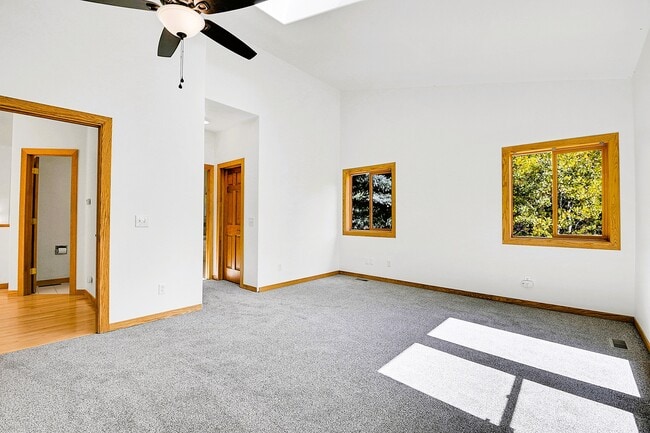 Building Photo - 30579 Rand Rd