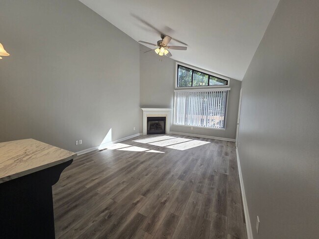 Building Photo - Charming 3-Bedroom Home Near the Interstate