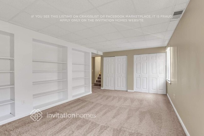 Building Photo - 3000 Springview Pl