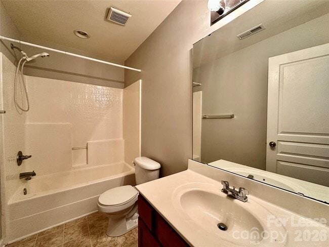 Building Photo - 12660 Persimmon Tree Dr