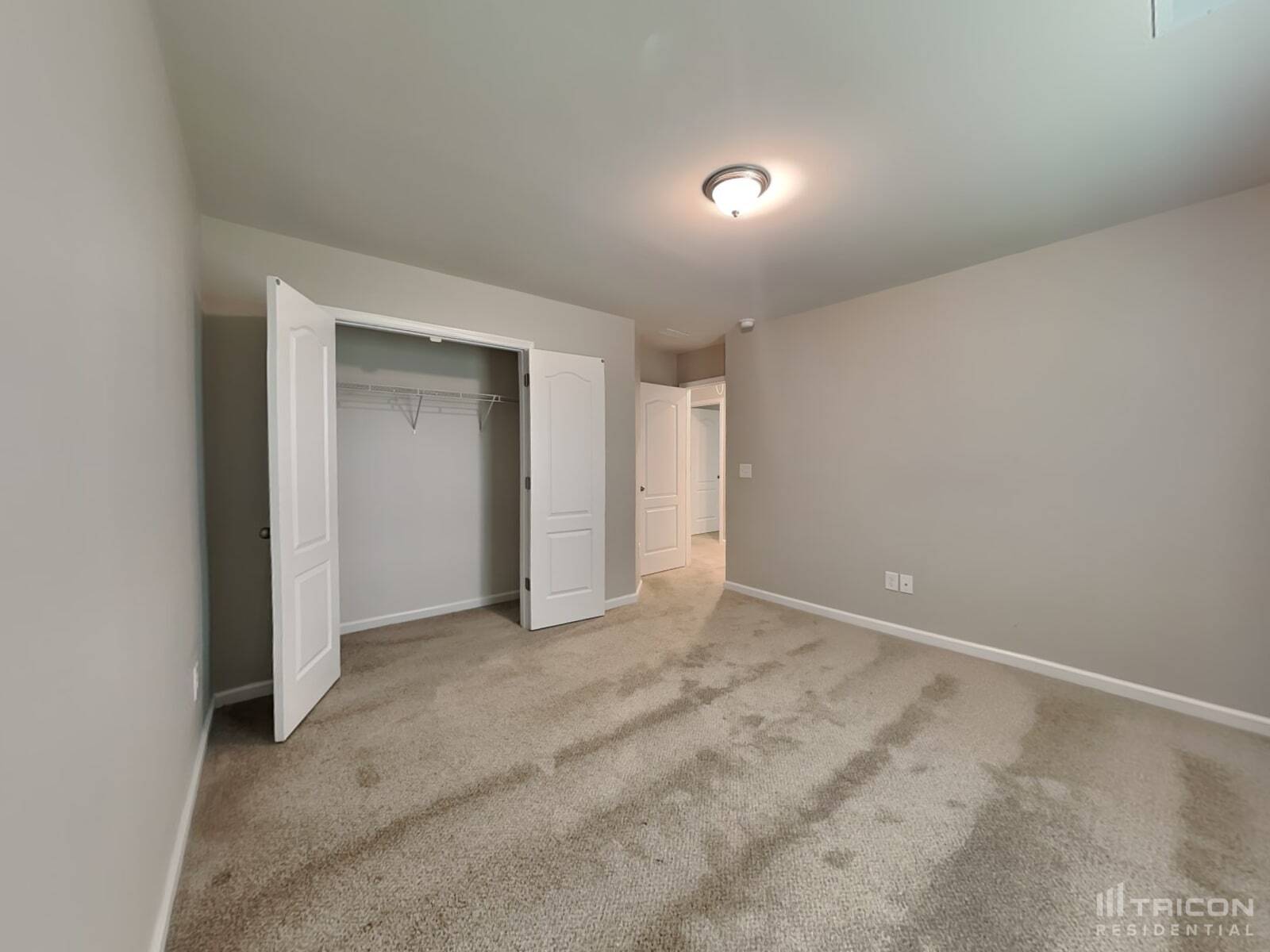 Building Photo - 187 Falls Cove Dr