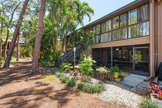 Building Photo - 1708 Glenhouse Dr